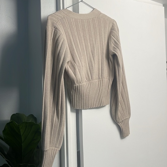 Wilfred Cardigan - Picture 5 of 5